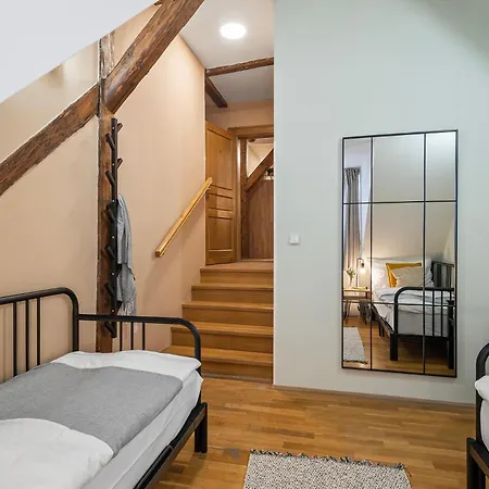 Charles Bridge Historical Apts By Michal&friends Apartment *