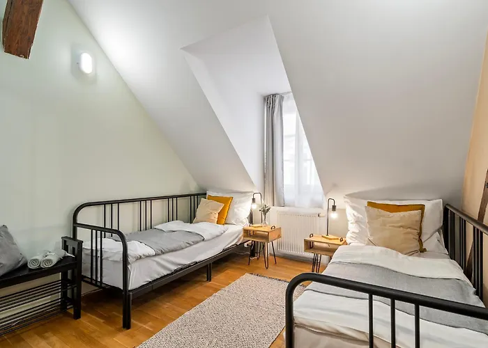 Charles Bridge Historical Apts By Michal&friends Appartement