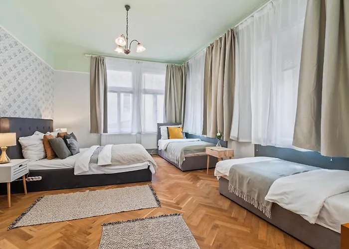 Charles Bridge Historical Apts By Michal&friends