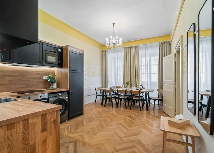 Charles Bridge Historical Apts By Michal&friends Appartement *