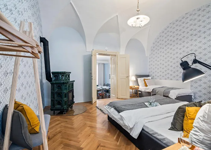 Charles Bridge Historical Apts By Michal&friends
