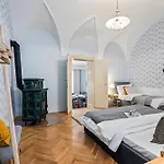 Charles Bridge Historical Apts By Michal&friends