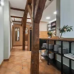 Charles Bridge Historical Apts By Michal&friends Appartamento
