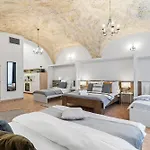 Appartamento Charles Bridge Historical Apts By Michal&friends *