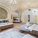 Appartamento Charles Bridge Historical Apts By Michal&friends *