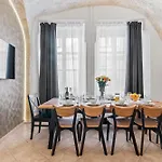 Charles Bridge Historical Apts By Michal&friends *